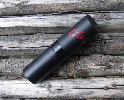 kate moss rimmel outside