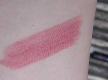 kate moss rimmel swatch